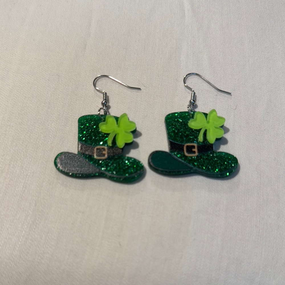 Green Glitter Shamrock Hat Earrings